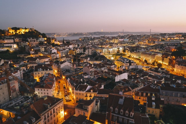 Are you willing to invest or live in Portugal? Let’s Discover Lisbon!